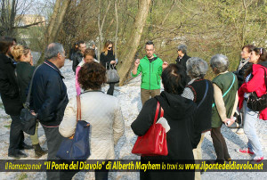 Passeggiata con Alberth Mayhem sui luoghi del romanzo noir Il Ponte del Diavolo a Cividale del Friuli